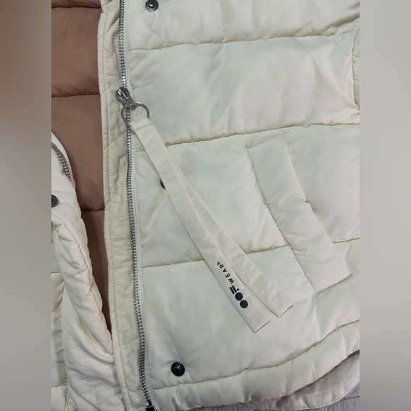 EUC OOFwear Coat Women 40 (Small) Cream Puffer Zip Front Insulated Oversized - Picture 10 of 16